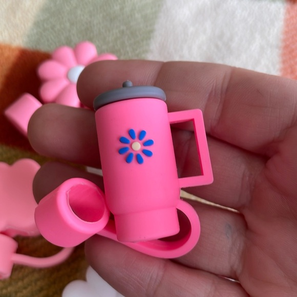 Bundle of 6 Girly Pink flowers and more Straw Covers - Picture 3 of 3